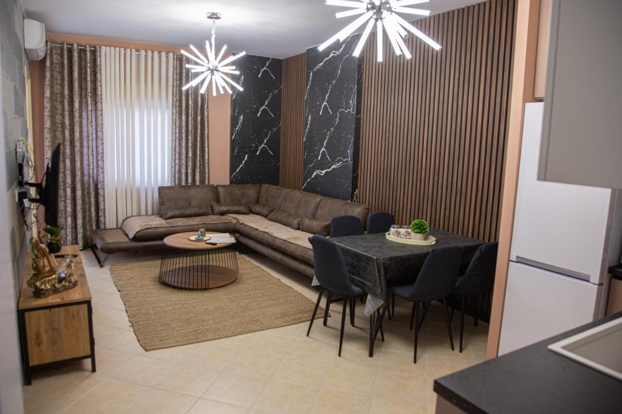 Gloria'S Apartment Lungomare Vlorë エクステリア 写真