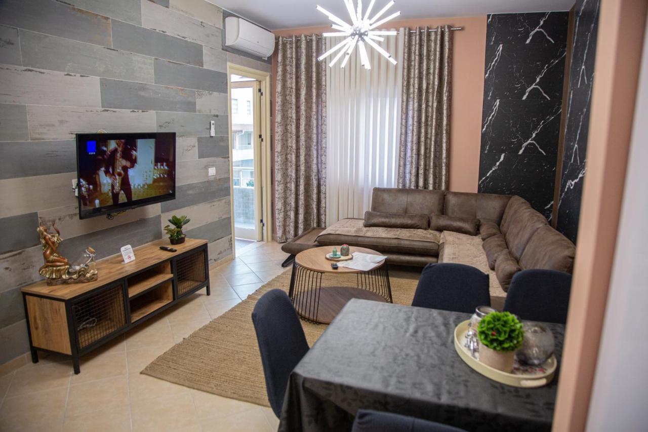 Gloria'S Apartment Lungomare Vlorë エクステリア 写真