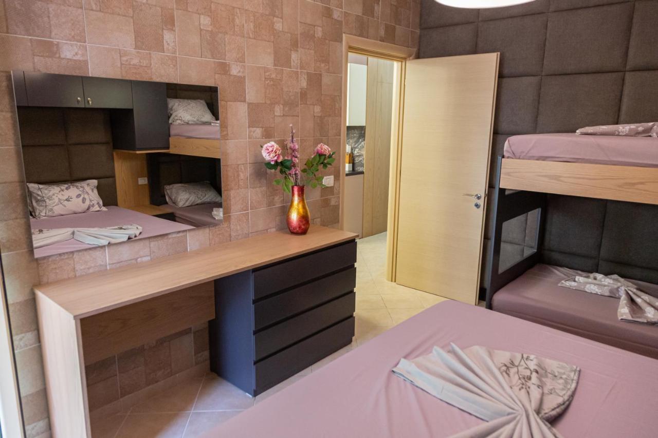 Gloria'S Apartment Lungomare Vlorë エクステリア 写真